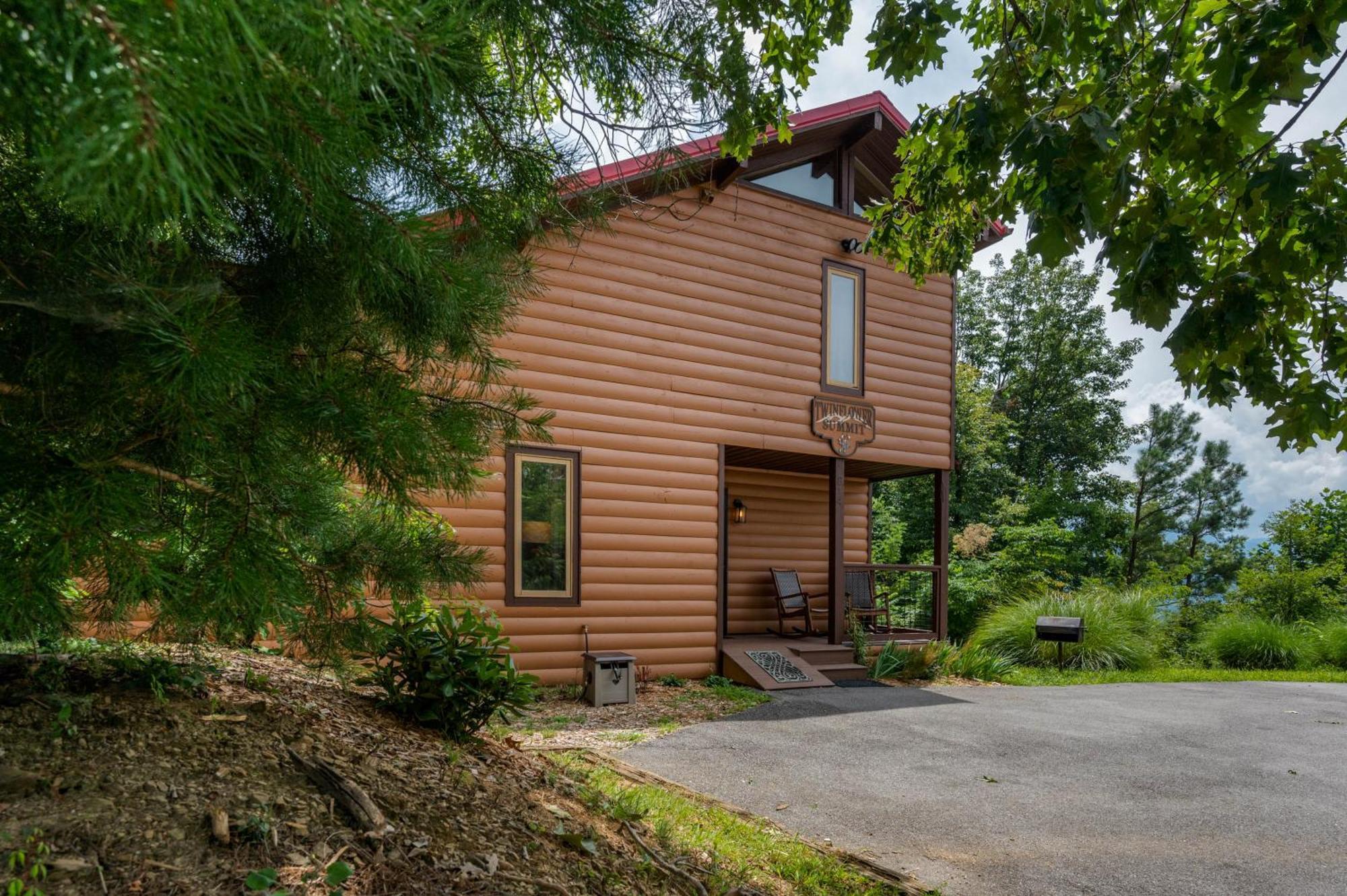 Twinflower Summit - Incredible Views, Pet Friendly! Gatlinburg Extérieur photo