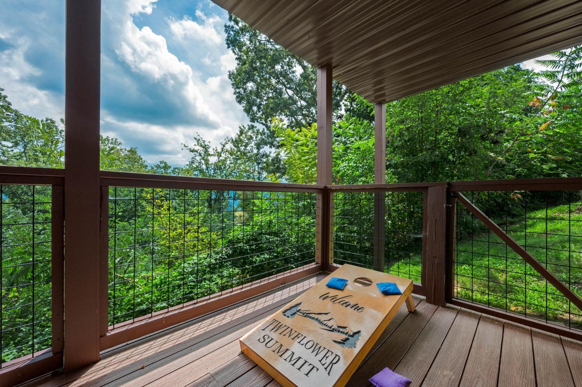 Twinflower Summit - Incredible Views, Pet Friendly! Gatlinburg Extérieur photo